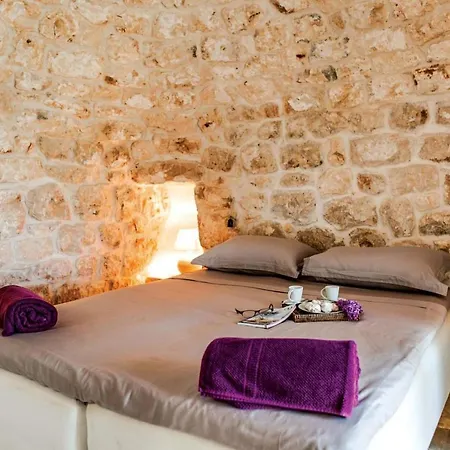 Trulli Rella Vila